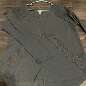 Mossimo long sleeved shirt
